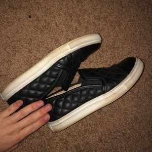 Steve Madden slip ons